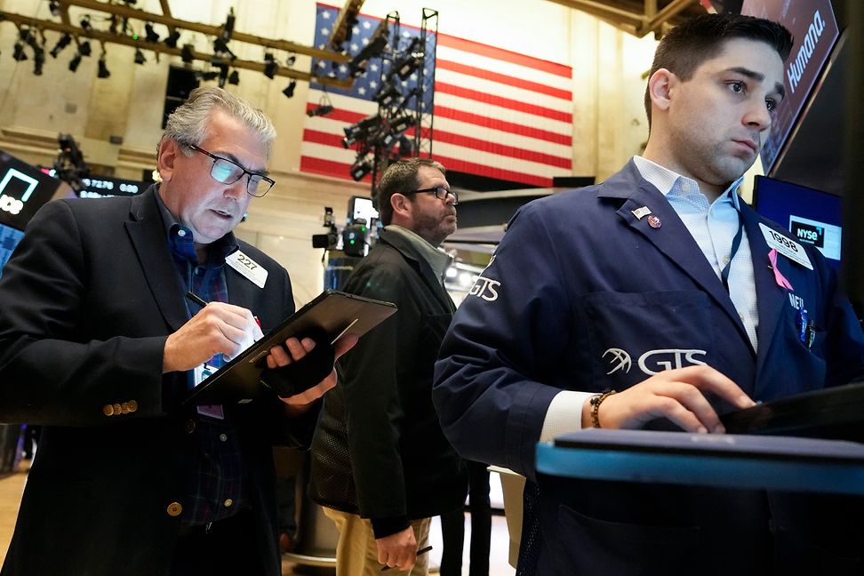 Händler an der New Yorker Börse kurz vor der letzten Zinserhöhung der US-Notenbank